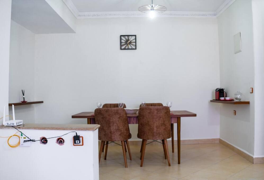 Appart Bien Place Et Fonctionnel Marrakesh Luaran gambar